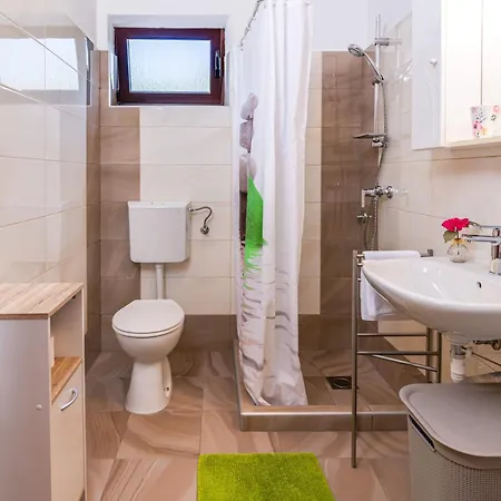 Milka 3* Krk Town