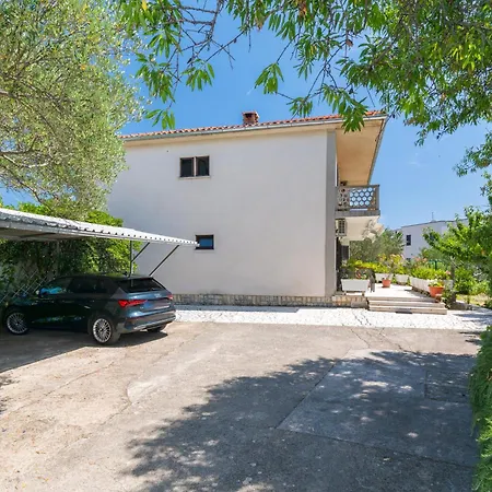 Milka Gostinjska kuća 3*